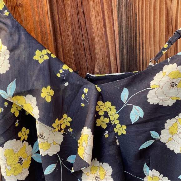 Cupcakes and Cashmere  Size 4 Ariadne Slub Chiffon Asymmetric Dress with Ruffle - Picture 9 of 9